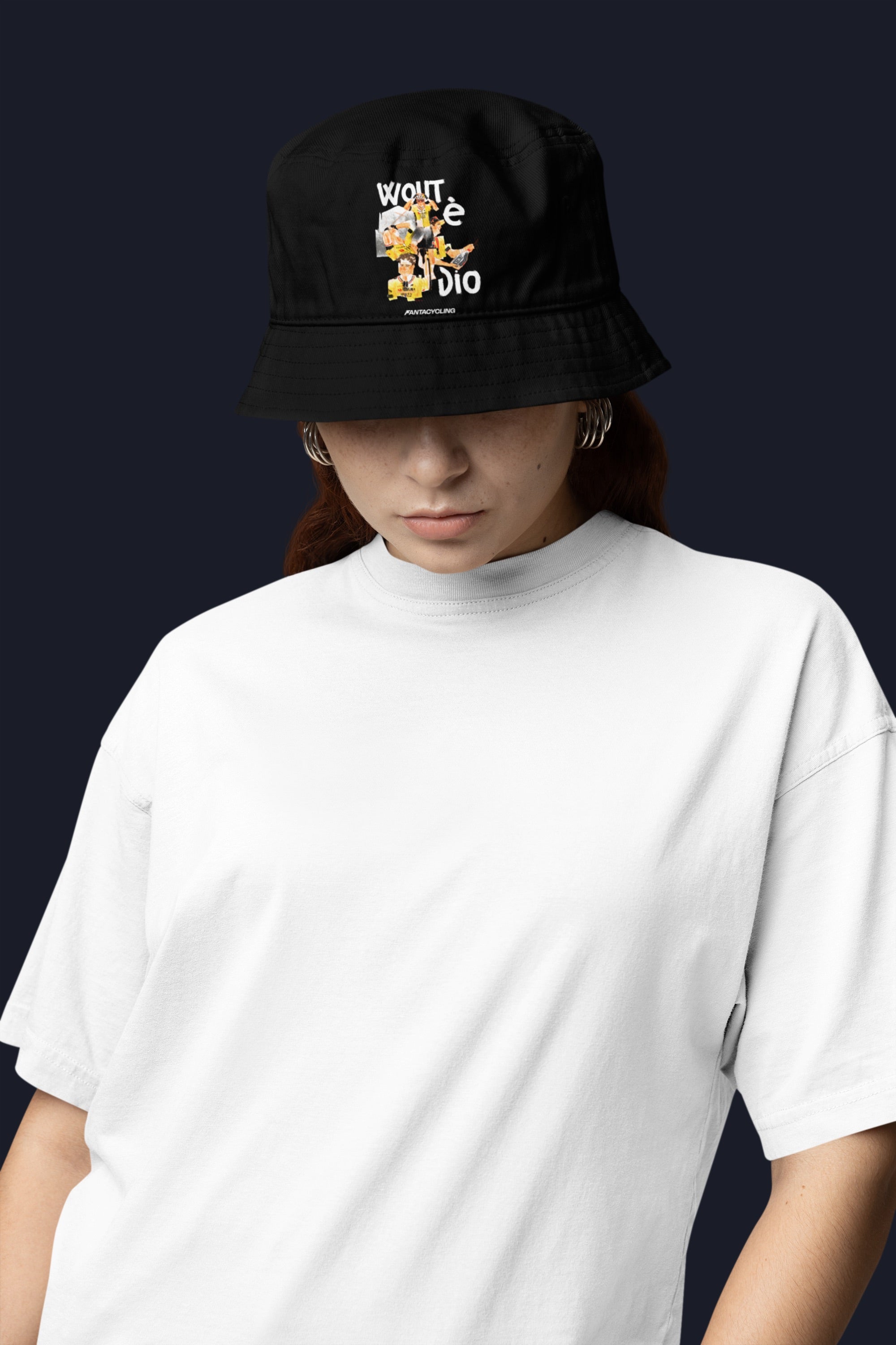 WOUT È DIO | Bucket hat